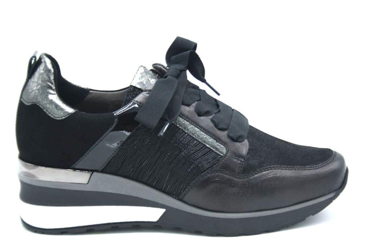 Softwaves Softwav sneaker zwart leder stretch (7.70.18 .02 verniz nackar creme) - New Port